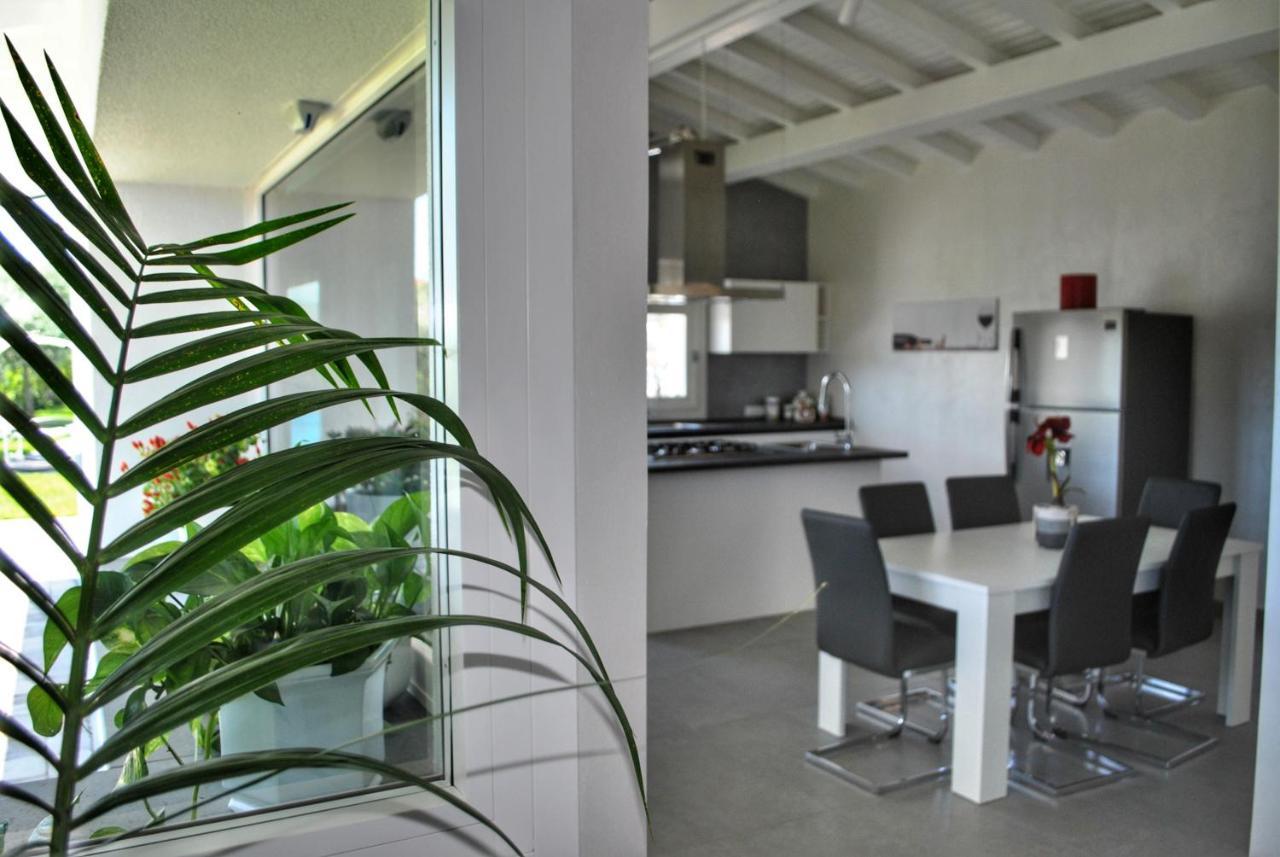 Villa Dedalisa By Holidayngo Acireale Exterior photo