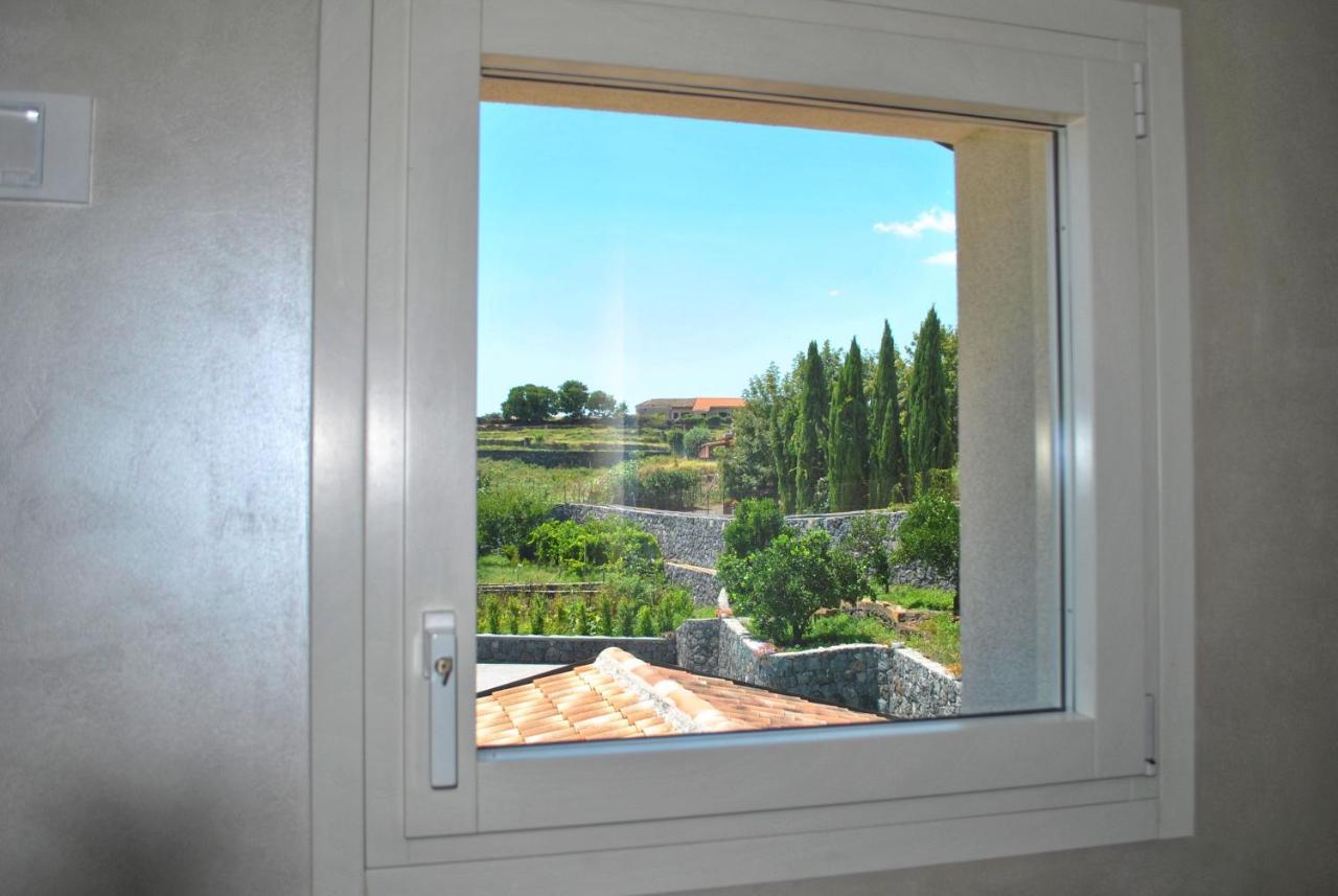 Villa Dedalisa By Holidayngo Acireale Exterior photo